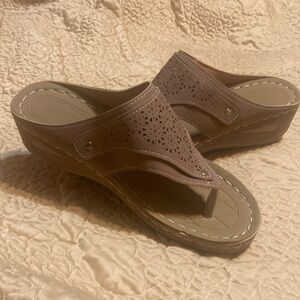 Chic Brown Wedge Sandals